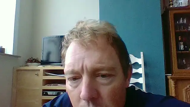 Snapshot of bertolini chatting on November 7, 2025, 8:03 am bertolini online show from November 7, 2025, 8:03 am