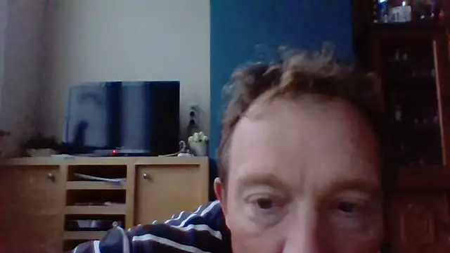 Snapshot of bertolini chatting on November 10, 2025, 3:22 pm bertolini online show from November 10, 2025, 3:22 pm