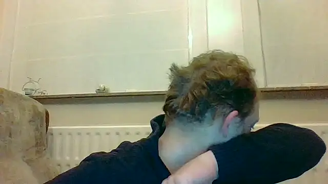 Snapshot of bertolini chatting on November 24, 2025, 5:12 pm bertolini online show from November 24, 2025, 5:12 pm