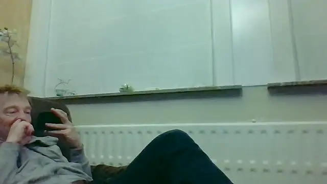 Snapshot of bertolini chatting on December 16, 2025, 9:09 pm bertolini online show from December 16, 2025, 9:09 pm