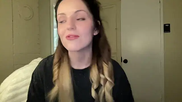 sexylilly69 online show from June 28, 2026, 1:22 am