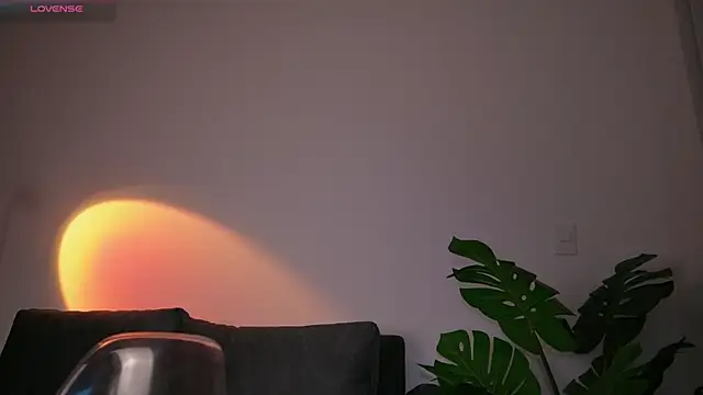 GigiLee  online show from December 18, 2025, 12:17 am