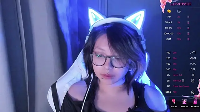 maydaykimmy online show from September 28, 2025, 8:14 pm