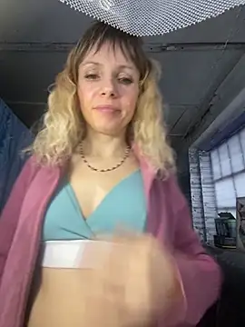 Snapshot of Anita-Smith chatting on December 12, 2024, 8:14 am Anita-Smith online show from December 12, 2024, 8:14 am