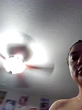 honeeyyy pot online show from January 3, 2025, 4:55 am