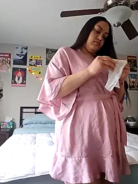 honeeyyy pot online show from January 27, 2025, 7:13 pm