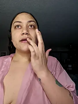 honeeyyy pot online show from October 22, 2025, 5:41 am