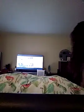 honeeyyy pot online show from October 23, 2025, 6:28 pm