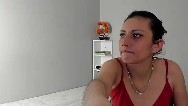 Snapshot of bulma_bambina_ chatting on November 12, 2025, 7:35 pm bulma bambina online show from November 12, 2025, 7:35 pm