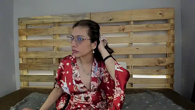 Snapshot of bulma_bambina_ chatting on November 29, 2025, 12:19 pm bulma bambina online show from November 29, 2025, 12:19 pm