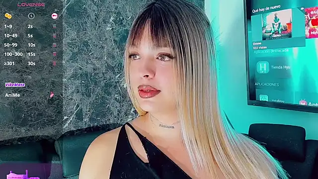 Emmaa Saenz  online show from February 9, 2026, 10:58 pm