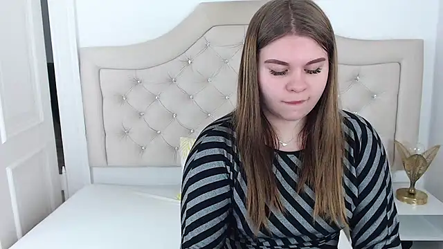 Snapshot of AbbyPleasure chatting on December 3, 2024, 12:38 pm AbbyPleasure online show from December 3, 2024, 12:38 pm