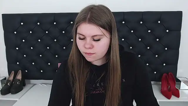 Snapshot of AbbyPleasure chatting on February 18, 2025, 3:32 pm AbbyPleasure online show from February 18, 2025, 3:32 pm