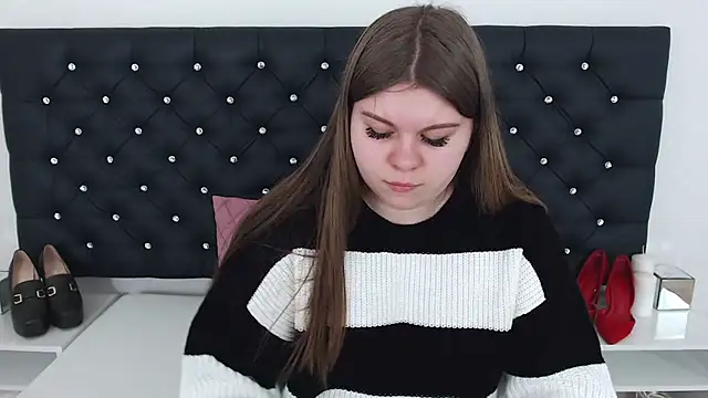 Snapshot of AbbyPleasure chatting on March 17, 2025, 2:12 pm AbbyPleasure online show from March 17, 2025, 2:12 pm