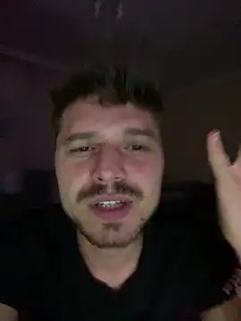 Snapshot of oguuxum chatting on May 17, 2026, 10:50 pm oguuxum online show from May 17, 2026, 10:50 pm