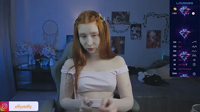 CallMeEffy1 online show from November 7, 2025, 7:25 pm