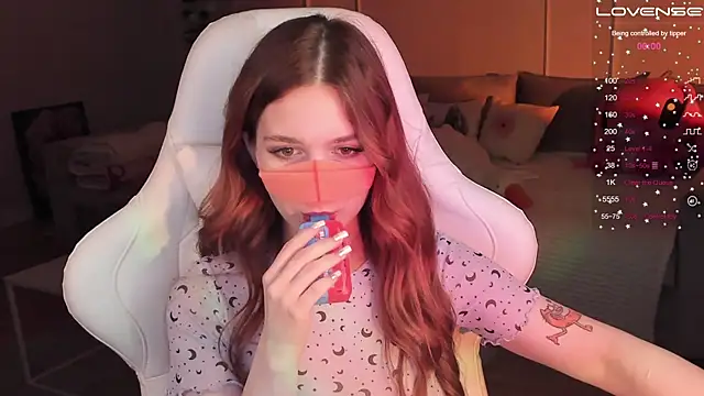 Snapshot of Frau_Lina chatting on January 11, 2025, 5:29 pm Frau Lina online show from January 11, 2025, 5:29 pm