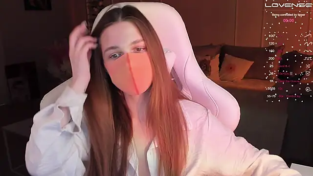 Snapshot of Frau_Lina chatting on February 8, 2025, 7:05 pm Frau Lina online show from February 8, 2025, 7:05 pm