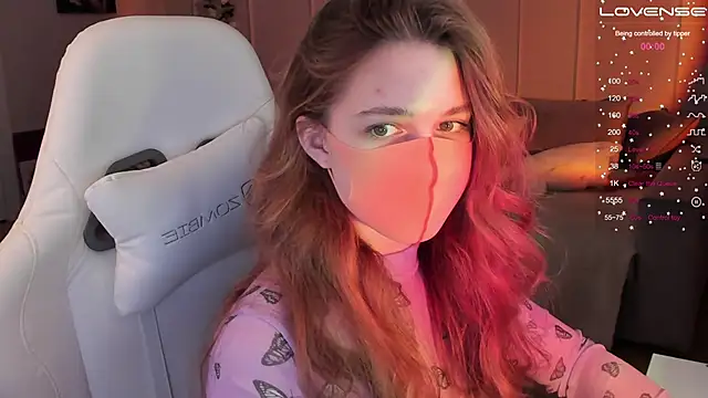 Snapshot of Frau_Lina chatting on February 14, 2025, 7:44 pm Frau Lina online show from February 14, 2025, 7:44 pm