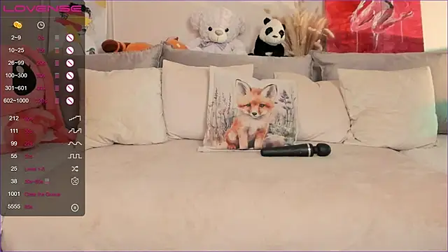 Frau Lina online show from November 11, 2025, 2:17 pm