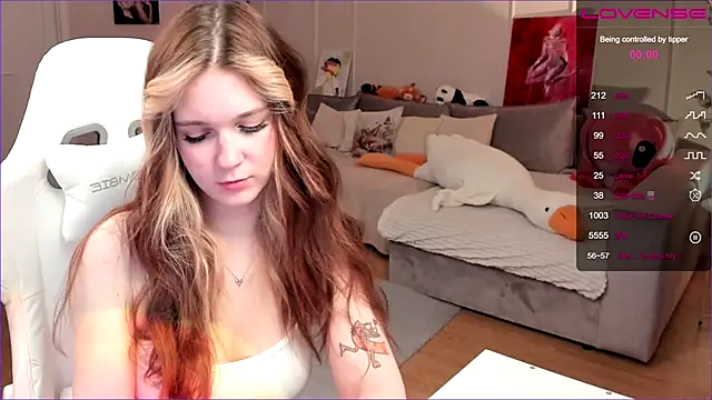 Frau Lina online show from March 6, 2026, 4:14 pm