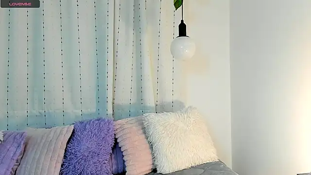 veronicaxx69 online show from March 5, 2025, 3:18 am