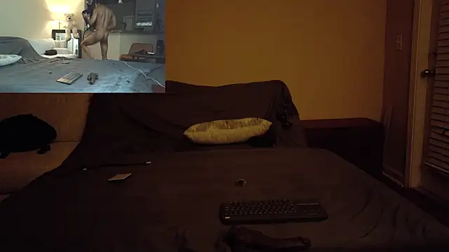 PlaywithSnM online show from April 27, 2026, 2:20 am