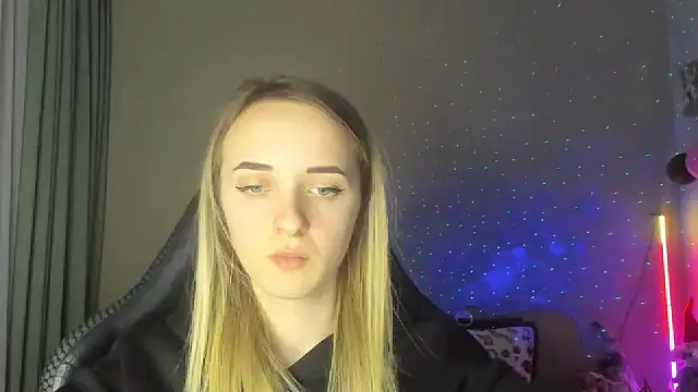 Snapshot of RouseReed chatting on February 21, 2025, 4:48 pm RouseReed online show from February 21, 2025, 4:48 pm