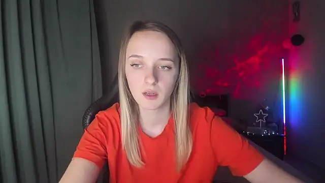 Snapshot of RouseReed chatting on March 7, 2025, 4:11 pm RouseReed online show from March 7, 2025, 4:11 pm