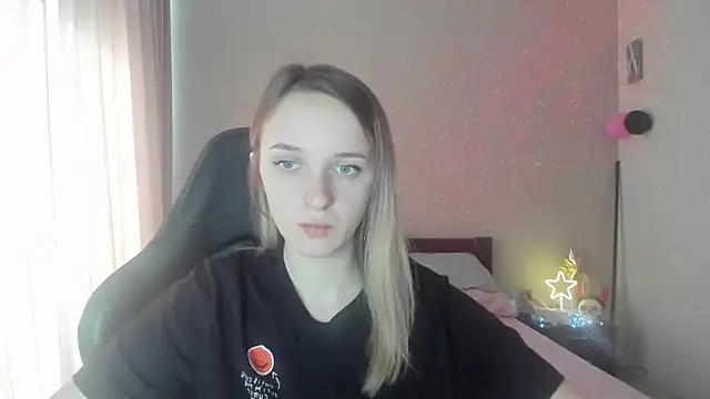 Snapshot of RouseReed chatting on March 14, 2025, 1:24 pm RouseReed online show from March 14, 2025, 1:24 pm