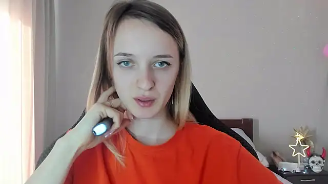 Snapshot of RouseReed chatting on March 18, 2025, 1:20 pm RouseReed online show from March 18, 2025, 1:20 pm