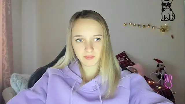 Snapshot of RouseReed chatting on January 17, 2026, 12:43 pm RouseReed online show from January 17, 2026, 12:43 pm