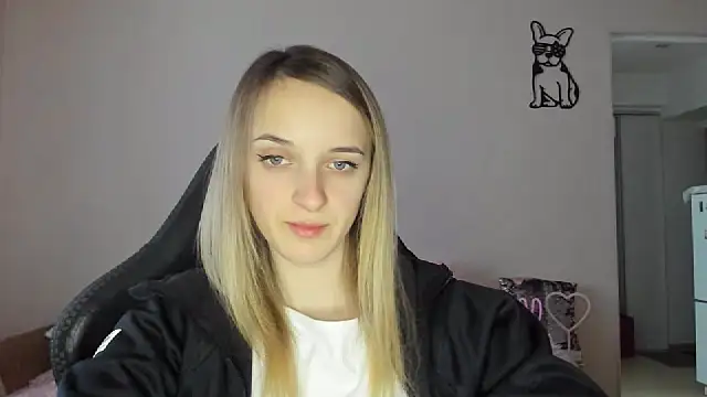 Snapshot of RouseReed chatting on February 3, 2026, 12:54 pm RouseReed online show from February 3, 2026, 12:54 pm