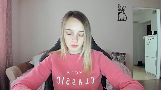 Snapshot of RouseReed chatting on February 5, 2026, 7:24 am RouseReed online show from February 5, 2026, 7:24 am