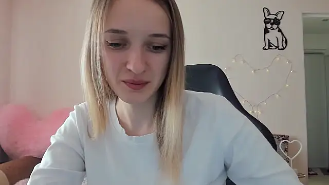 Snapshot of RouseReed chatting on February 21, 2026, 7:20 am RouseReed online show from February 21, 2026, 7:20 am