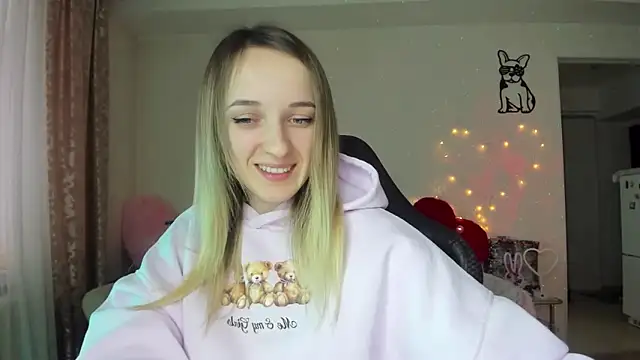 Snapshot of RouseReed chatting on February 26, 2026, 12:59 pm RouseReed online show from February 26, 2026, 12:59 pm