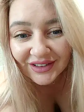 LadyLolyPop  online show from October 7, 2025, 3:25 am