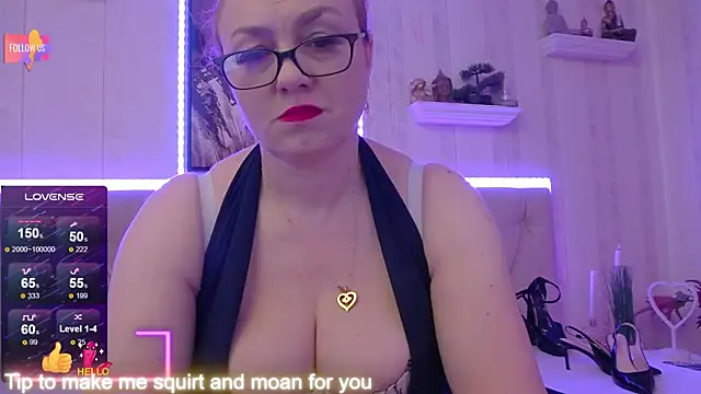 Snapshot of LadyJeen chatting on January 13, 2025, 6:27 am LadyJeen online show from January 13, 2025, 6:27 am