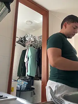 dap XOXO online show from October 13, 2025, 6:52 pm