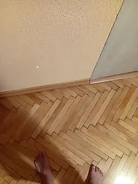 qnaki online show from November 10, 2025, 1:37 am