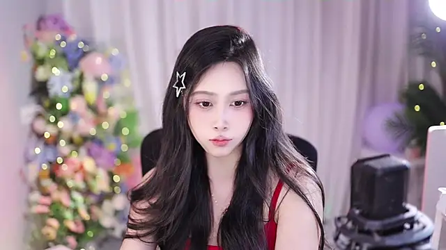 Snapshot of SleepArtist chatting on January 6, 2025, 7:13 pm SleepArtist online show from January 6, 2025, 7:13 pm