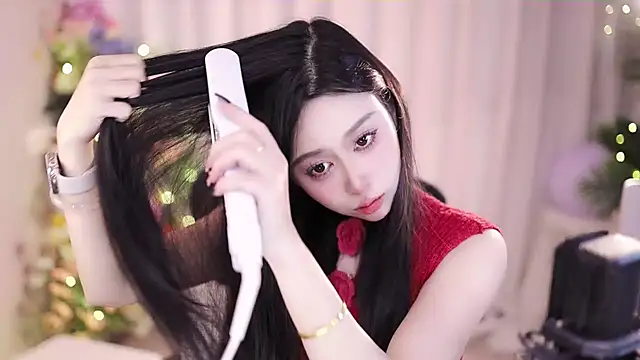 Snapshot of SleepArtist chatting on January 24, 2025, 8:55 am SleepArtist online show from January 24, 2025, 8:55 am