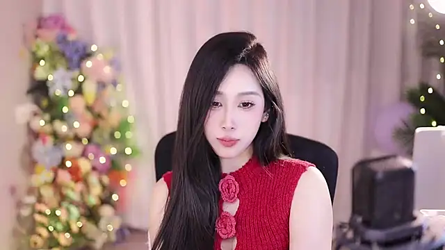 Snapshot of SleepArtist chatting on January 24, 2025, 10:19 pm SleepArtist online show from January 24, 2025, 10:19 pm