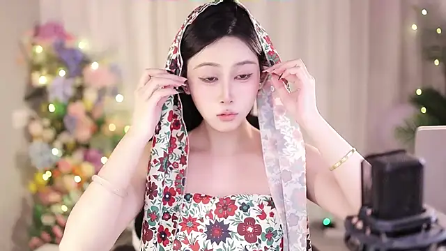 Snapshot of SleepArtist chatting on February 22, 2025, 3:14 pm SleepArtist online show from February 22, 2025, 3:14 pm