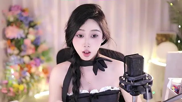 Snapshot of SleepArtist chatting on March 2, 2025, 7:12 pm SleepArtist online show from March 2, 2025, 7:12 pm