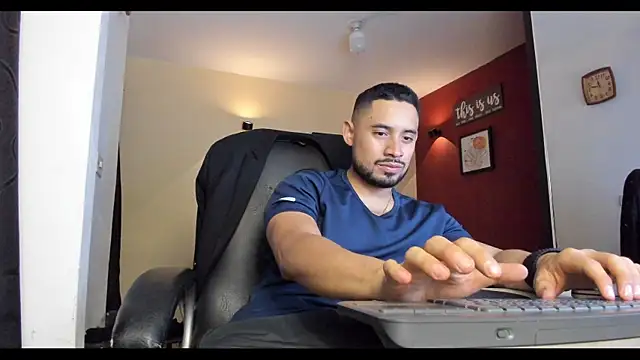 thesexlawyer1 online show from November 25, 2025, 10:43 pm