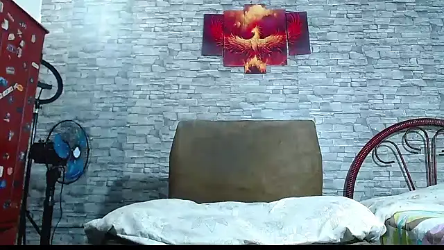 bulguehot online show from October 31, 2025, 3:46 pm