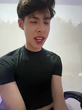 Snapshot of Jacotnk chatting on December 18, 2024, 5:15 am Jacotnk online show from December 18, 2024, 5:15 am