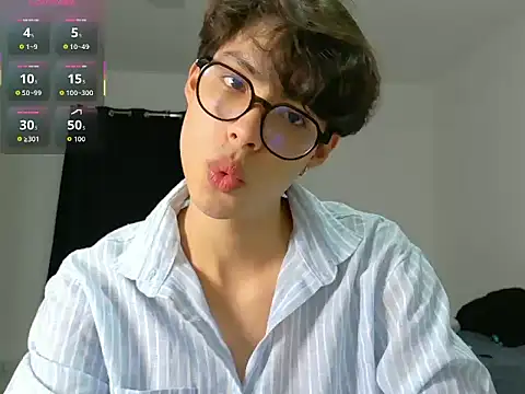 Snapshot of Jacotnk chatting on September 13, 2025, 4:01 am Jacotnk online show from September 13, 2025, 4:01 am