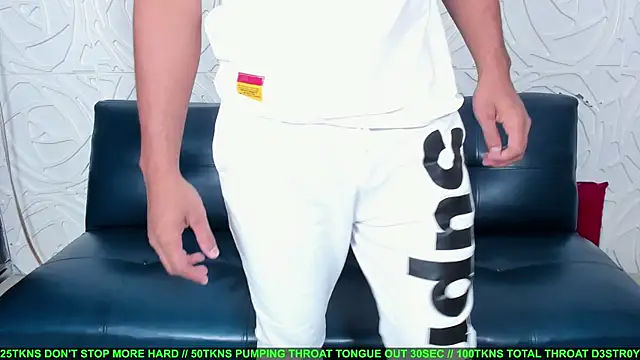 Snapshot of Sex_orgy01 chatting on February 14, 2025, 7:23 pm Sex orgy01 online show from February 14, 2025, 7:23 pm